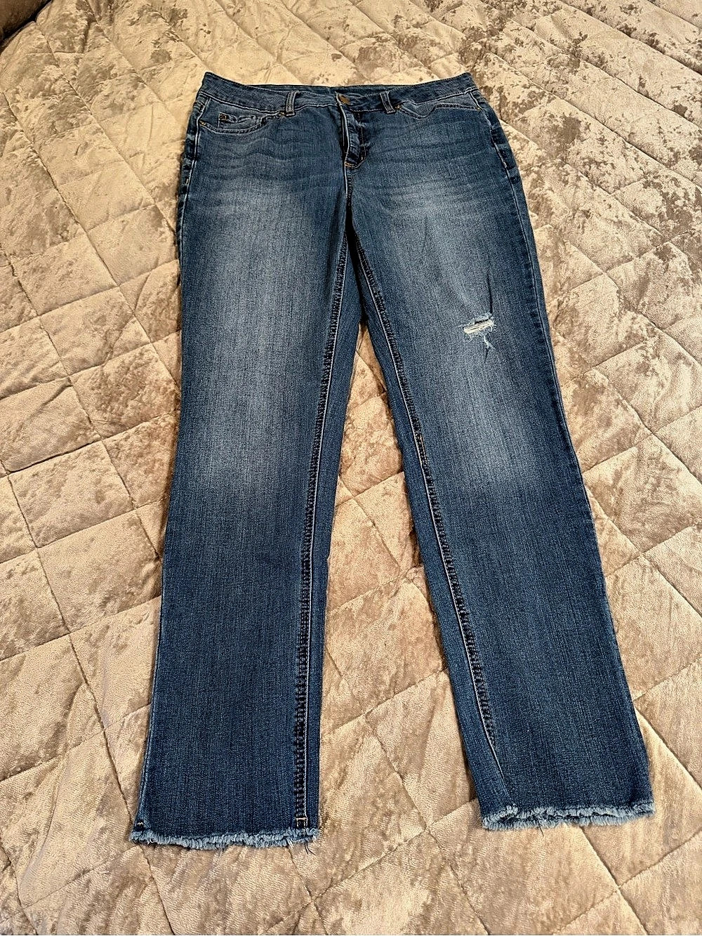Seven7 High Rise Slim Straight Leg Jeans